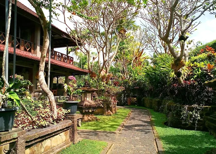 Artini 2 Hotel 3*