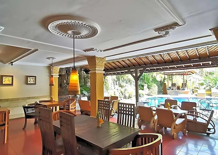 Hotel Artini 2 3*
